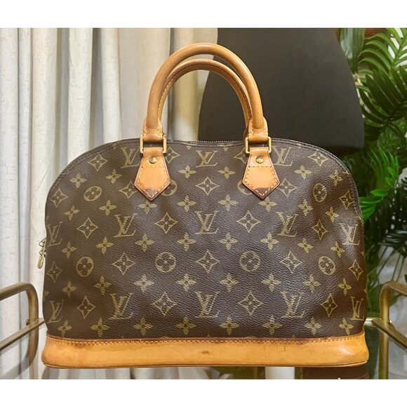Louis Vuitton Monogram Alma PM Brown Canvas Leather Handbag - Picture 5 of 15